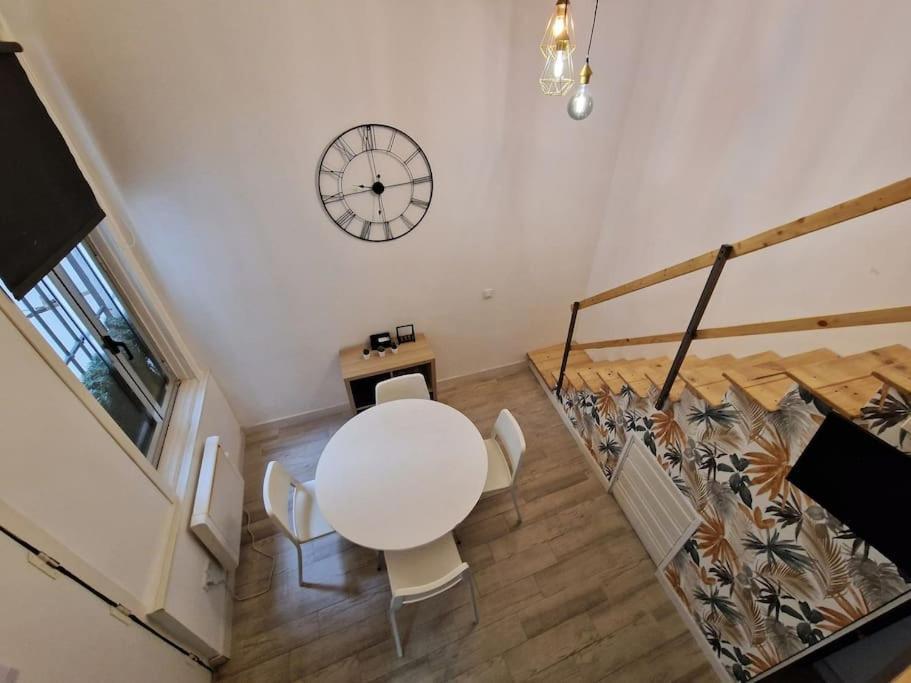 Mediodia Chica Apartamento Tipo Loft En La Latina Apartment Madrid Exterior foto