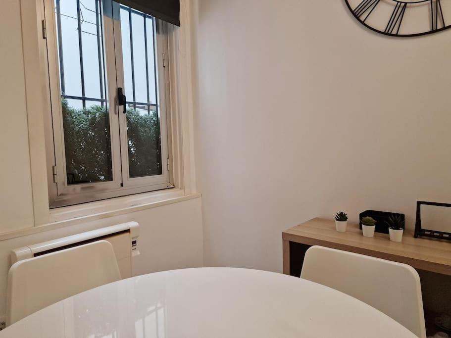 Mediodia Chica Apartamento Tipo Loft En La Latina Apartment Madrid Exterior foto